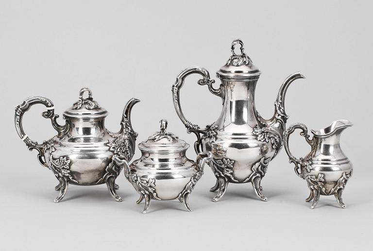 SERVIS, 4 delar, silver, svenska importstämplar, 1900-talets andra hälft. Tot vikt ca 783g.