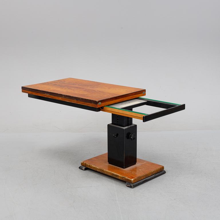 Otto Wretling, an 'Idealbordet' mahogany and birch table, Umeå, 1930's.