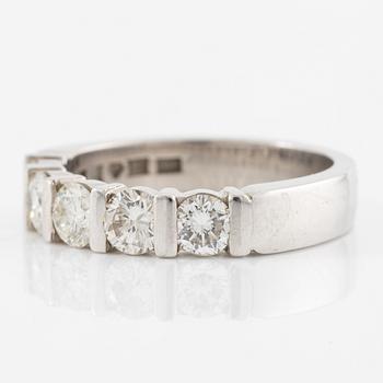 Ring, half eternity band, 18K white gold set with brilliant-cut diamonds, total 1.06 ct.