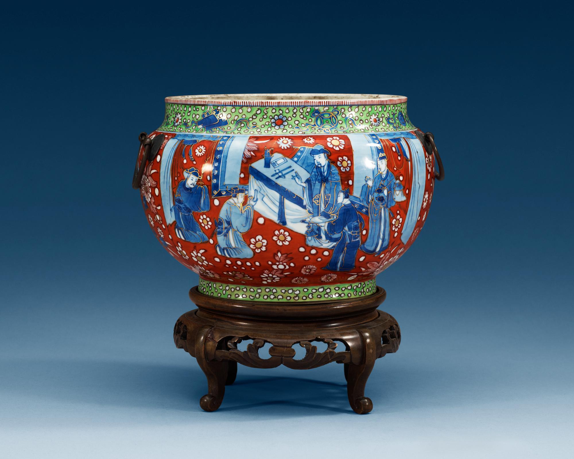A 'Clobbered' censer, Qing dynasty, Kangxi (1662-1722).