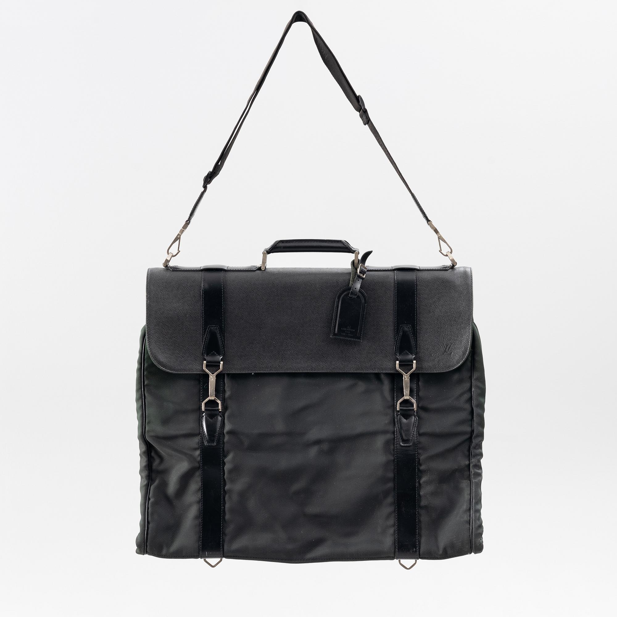 Louis Vuitton, resegarderob.