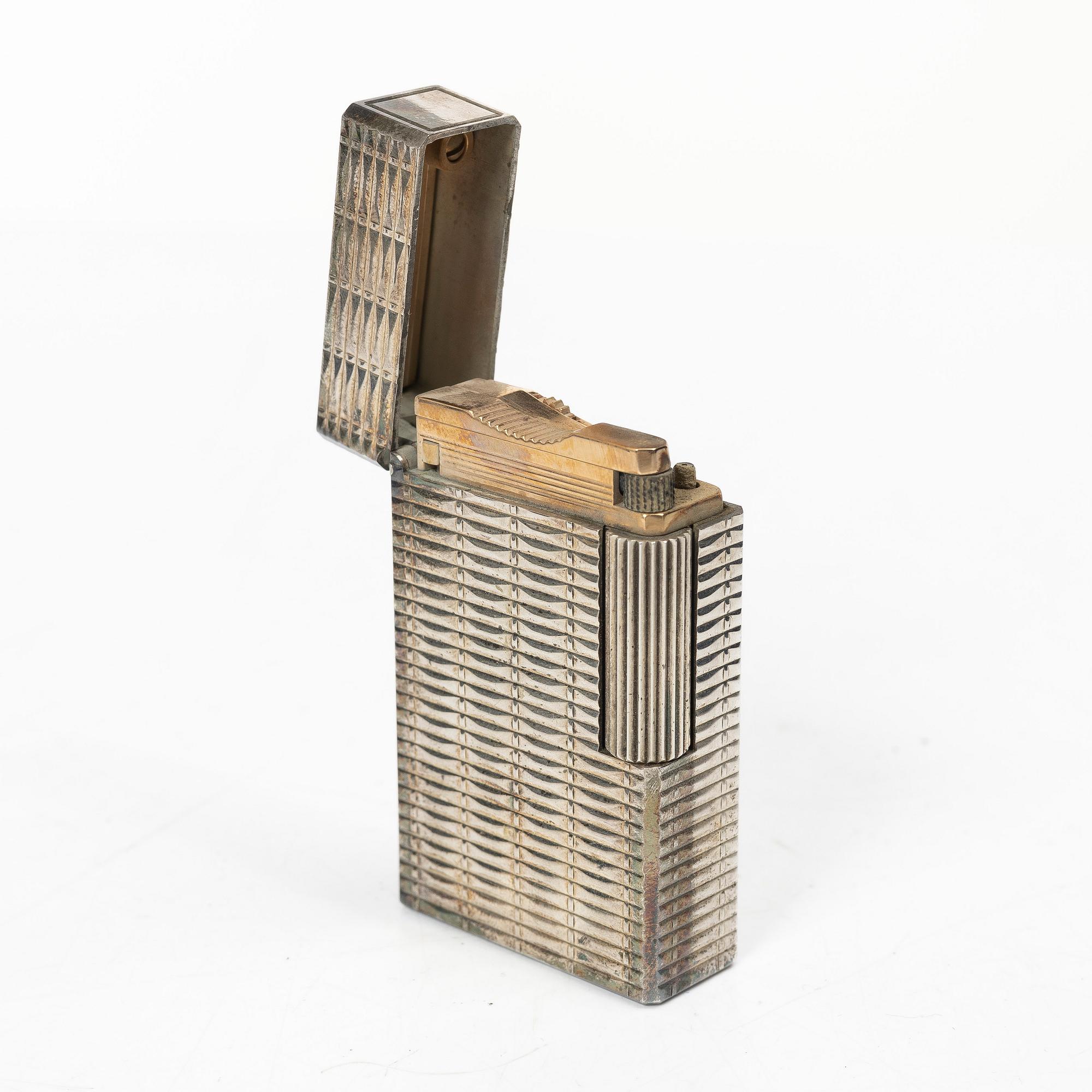 Lighter, Dupont, Paris.