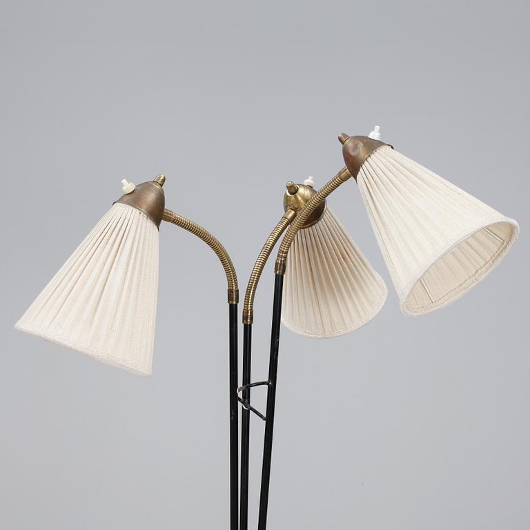 GOLVLAMPA, 1900-talets mitt.