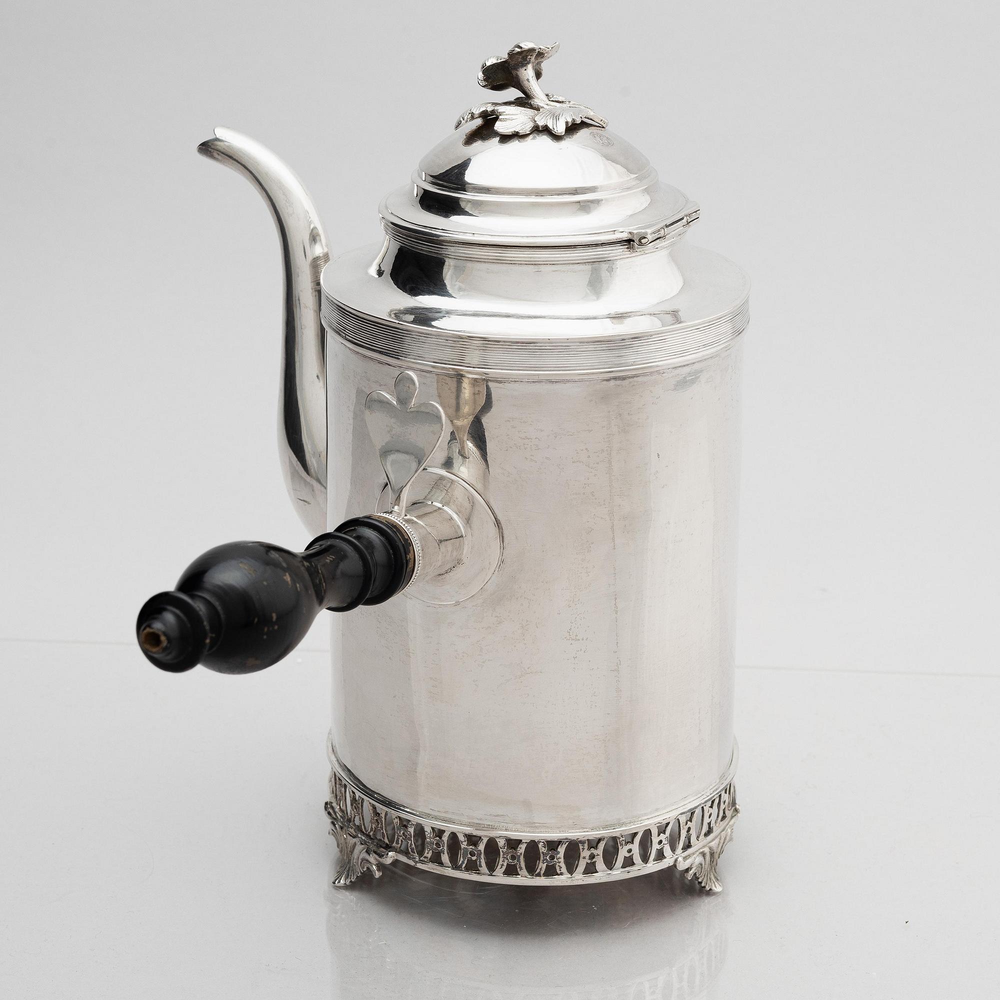 Stephan Westerstråhle, kaffekanna, silver, Stockholm, 1811. Sengustaviansk.