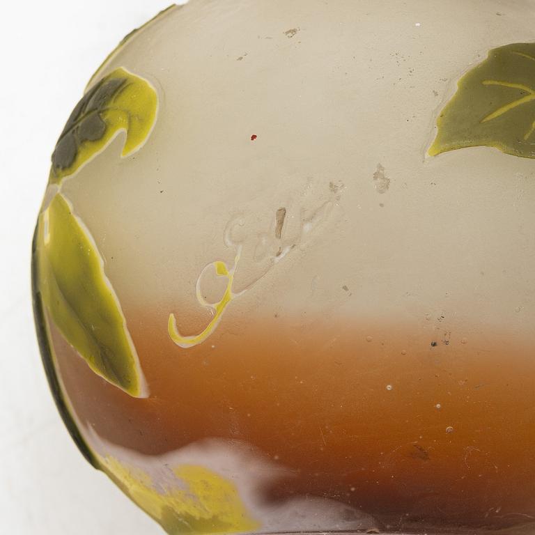 Emile Gallé, ask med lock samt vas, glas, Nancy Frankrike, Art Nouveau.