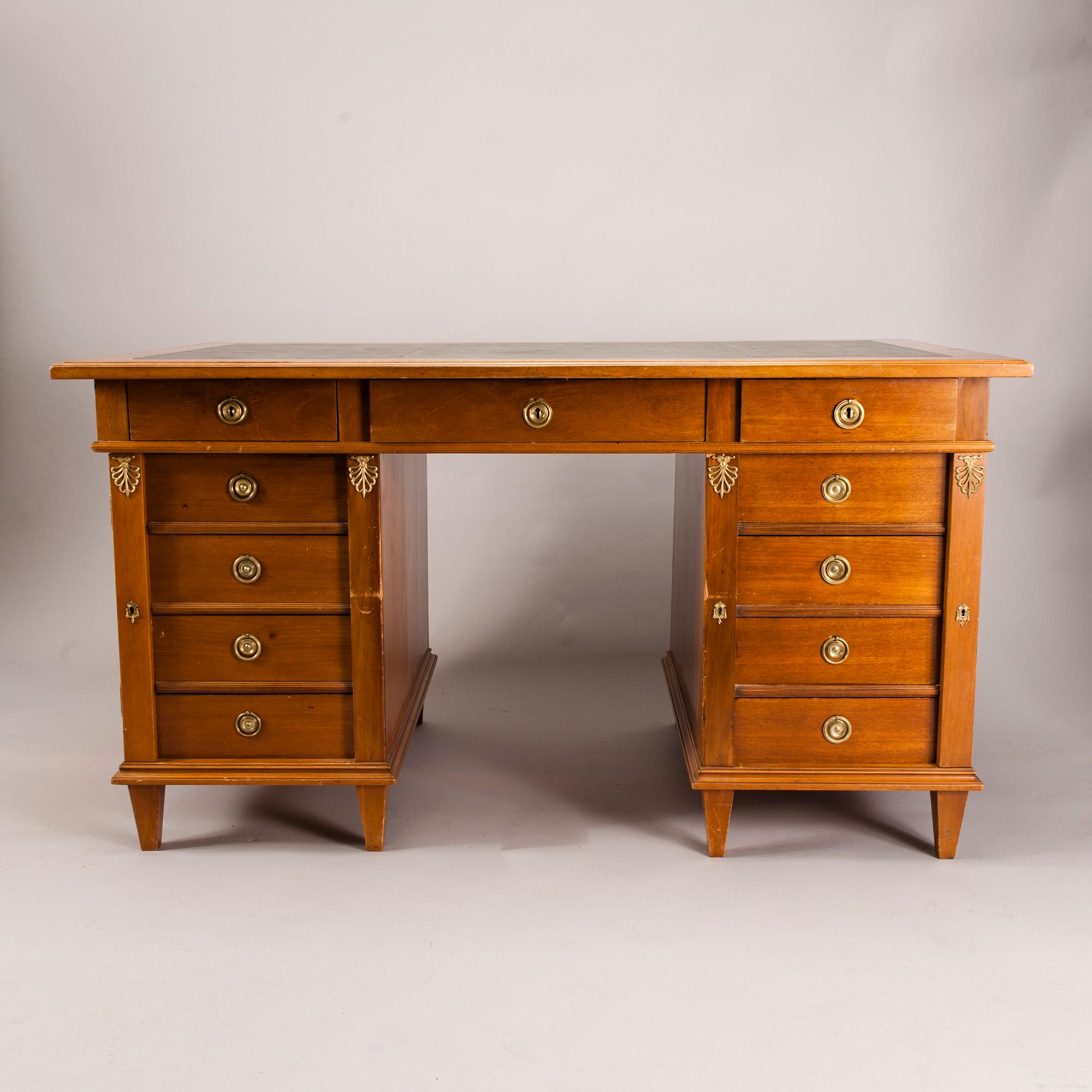 SKRIVBORD, empirstil, 1900-tal.