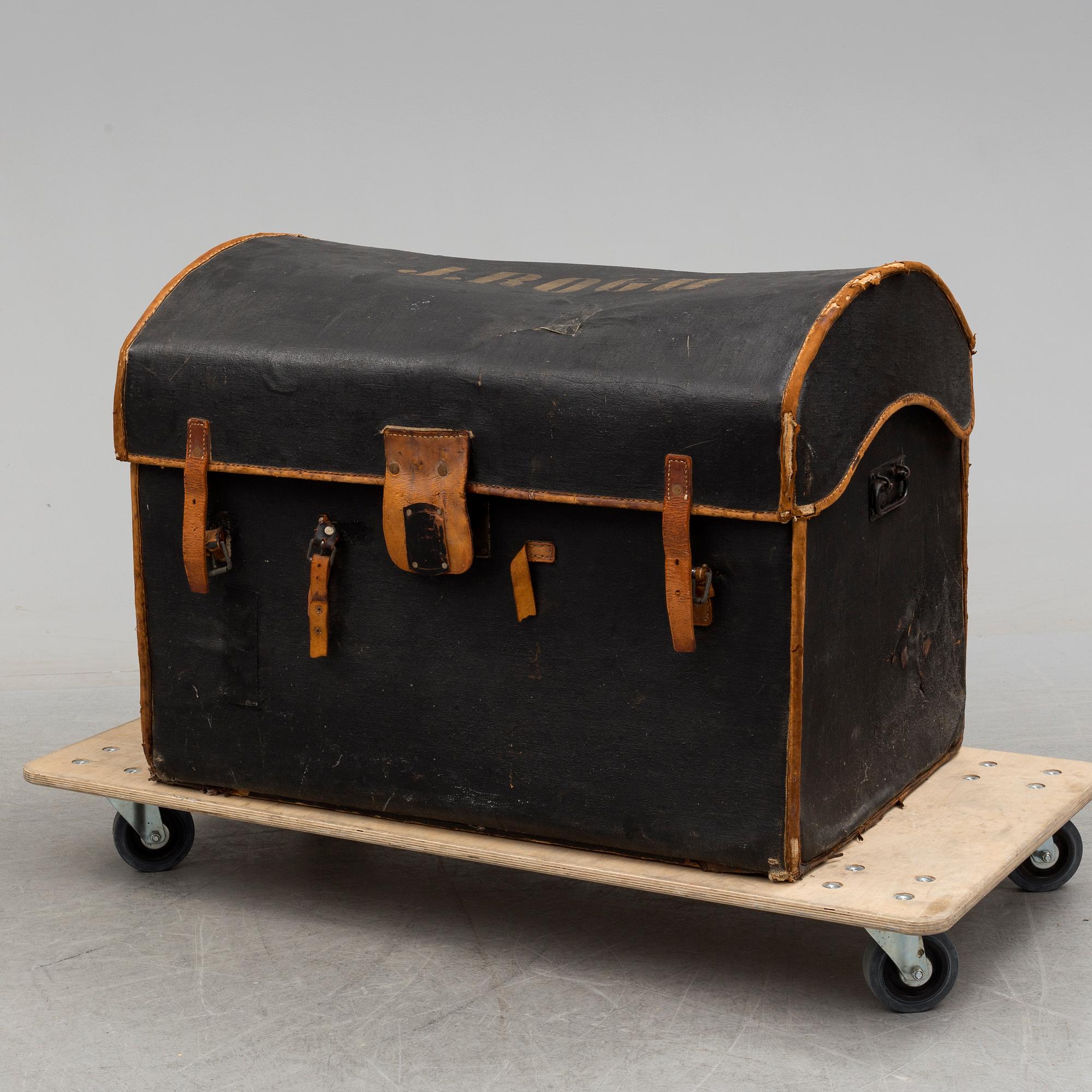A late 19th century trunk.