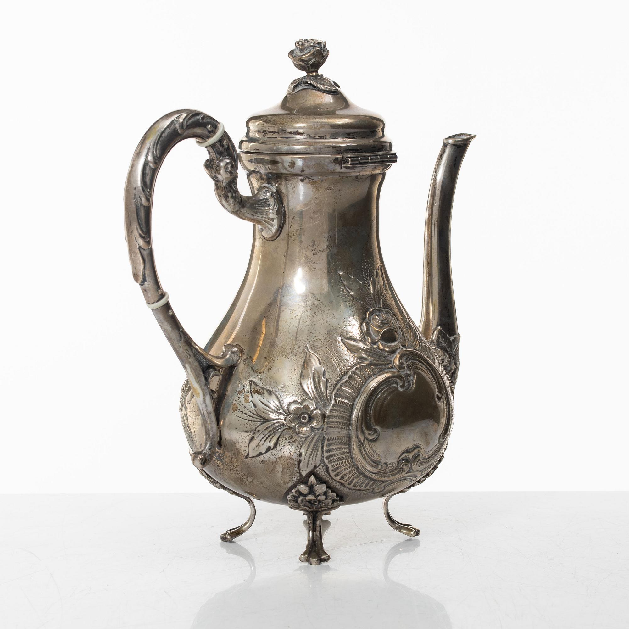 Kaffekanna, silver, rokokostil, 1900-tal.