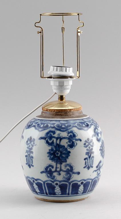 BOJAN, porslin, Kina, Qianlong 1736-1795.