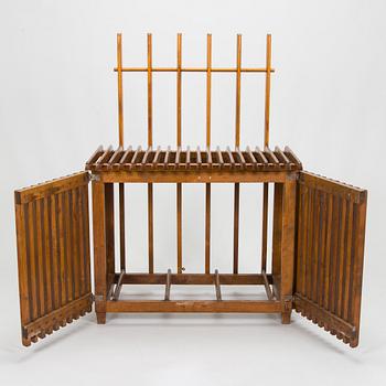Bagagebänk, Erkki Huttunens ritkontor. Hotel Vaakuna, 1947.
