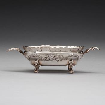 A Swedish 18th century silver bowl, mark of Daniel Elfbom, Gävle 1783.