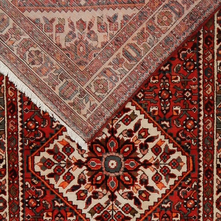 MATTA, Hamadan, ca 329 x 120 cm.