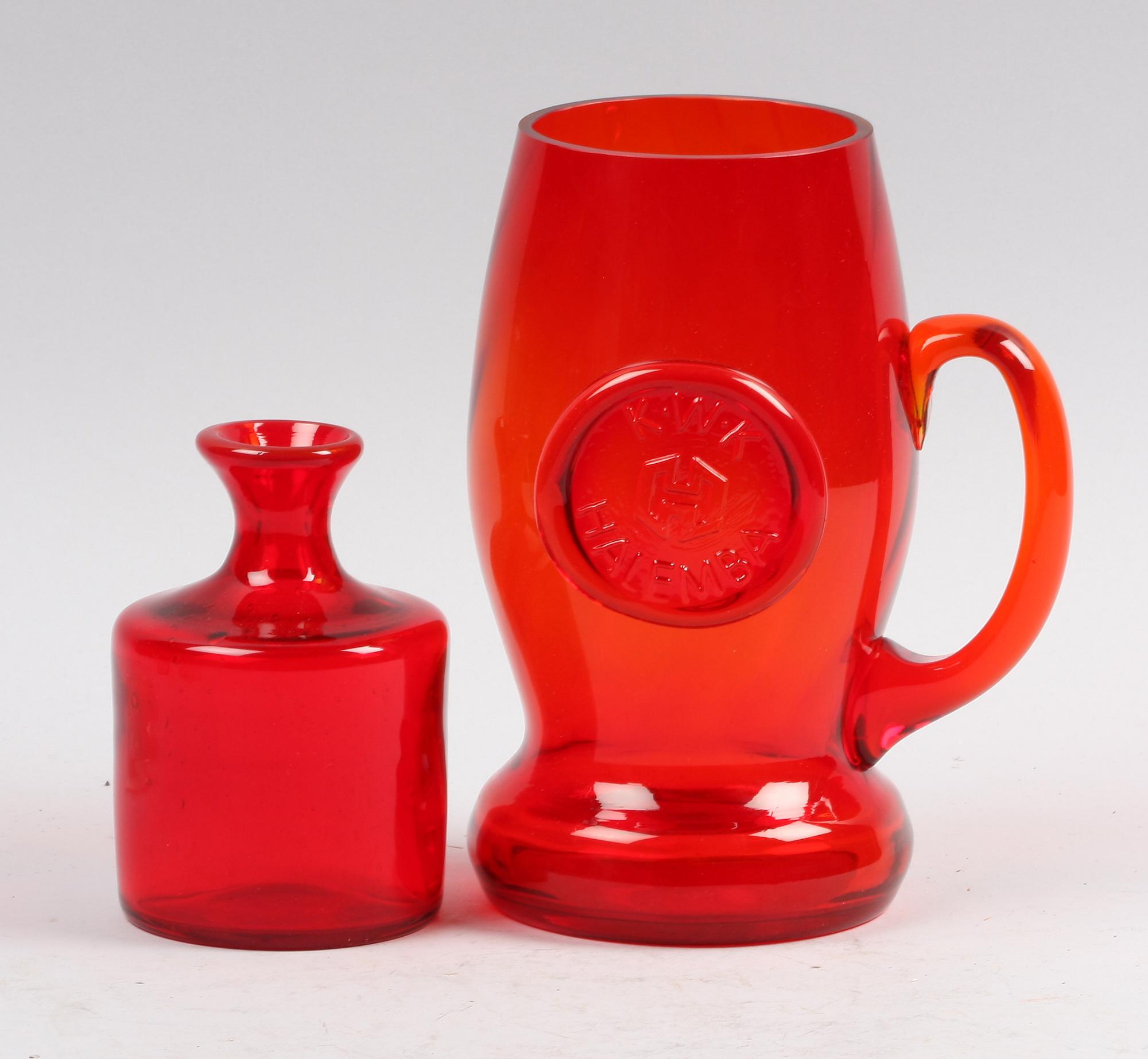 PARTI GLAS, 2 delar. Rött glas.