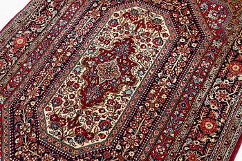 Ghom carpet, approx. 155 x 106 cm.