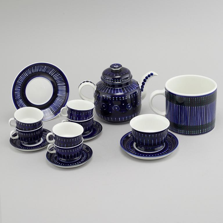 ULLA PROCOPÉ, 12+1 delar porslin, "Valencia", Arabia, Finland. 1900-talets andra hälft.