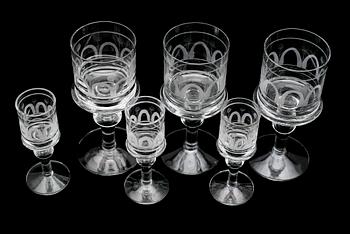 VINGLAS, 15 st samt SNAPSGLAS, 14 st, 1900-talets andra hälft.