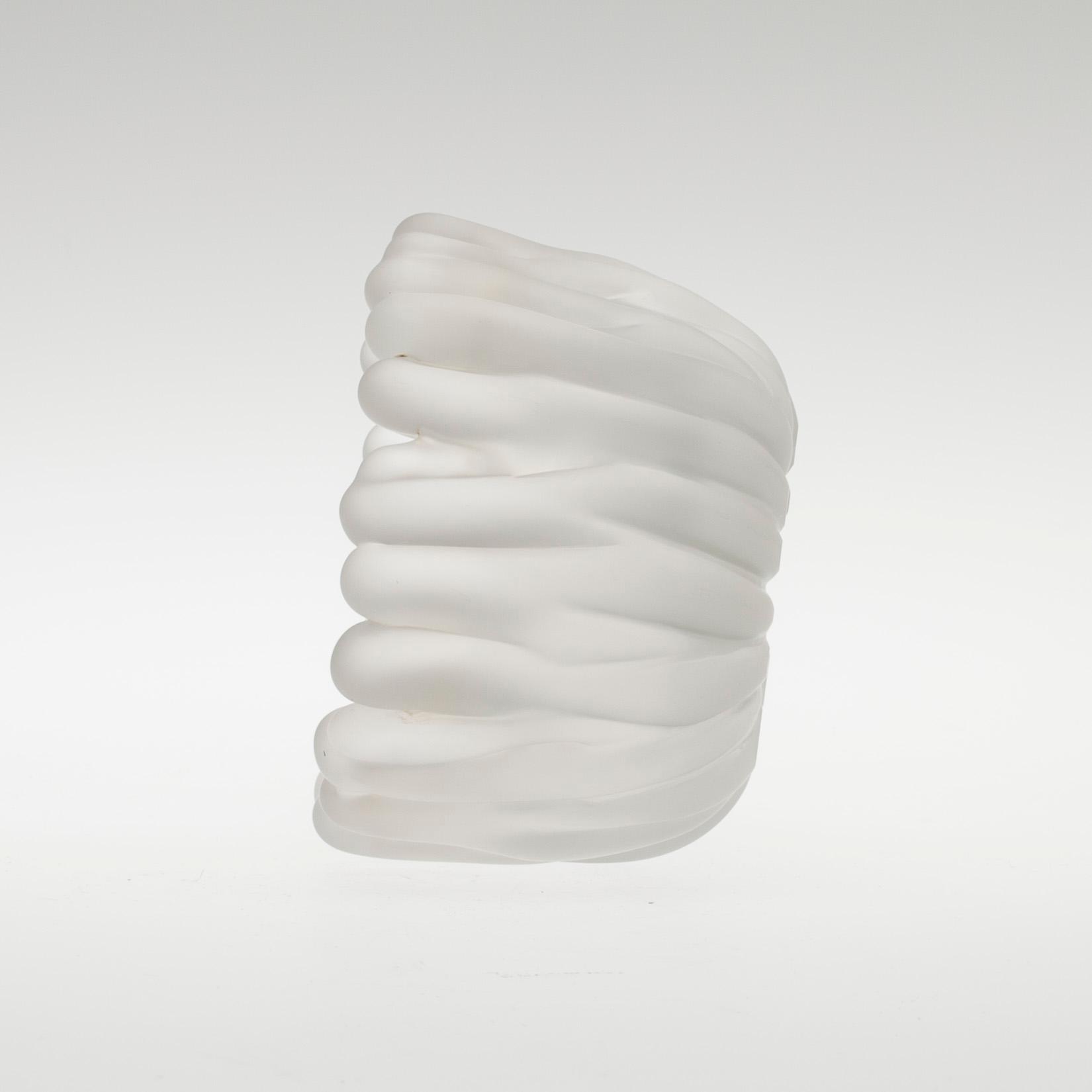 MALJAKKO ja MALJA, lasia, "Varsanjalka" sekä "Jäkälä" Tapio Wirkkala, Iittala. Maljakko signeerattu.