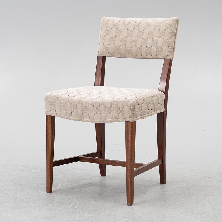 Josef Frank, stol, modell 695, Firma Svenskt Tenn, daterad 2024.