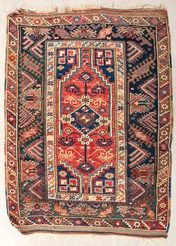 Matta, Kaukasisk semiantik/antik ca 153x123 cm.