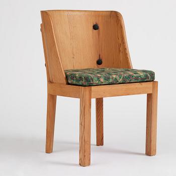 Axel Einar Hjorth, a stained pine "Lovö" chair, Nordiska Kompaniet, Sweden, 1930s.