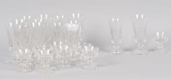 GLASSERVISDELAR, 22 st. Hammra glasbruk.