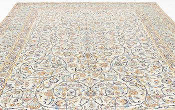Carpet, Keshan, signed Ahalbaf, circa 400 x 289 cm.
