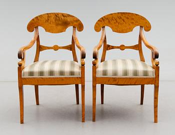 KARMSTOLAR, 1 par, Karl Johansstil, 1900-talets första hälft.