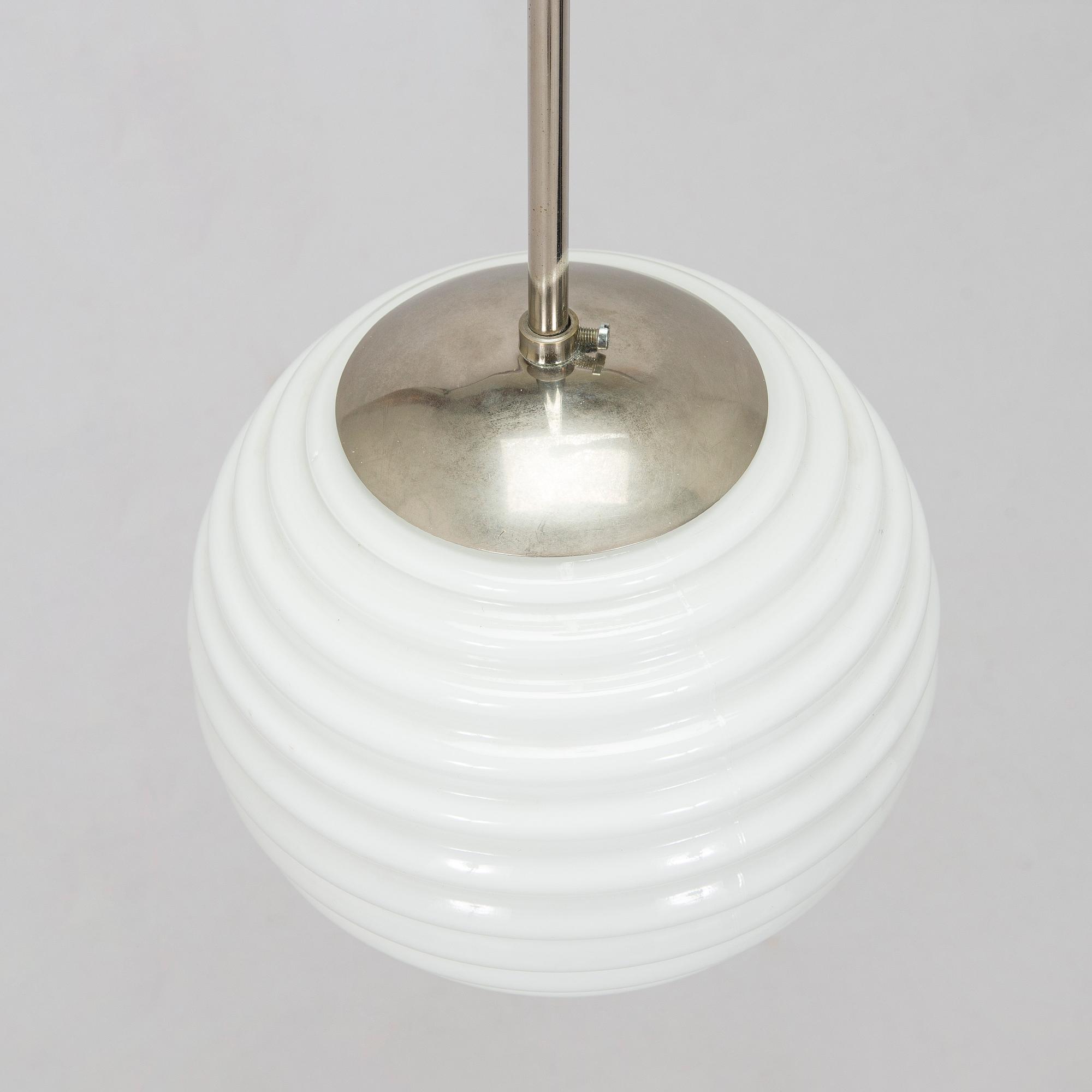 Taklampa, modell 50162, Idman, 1900-talets mitt.