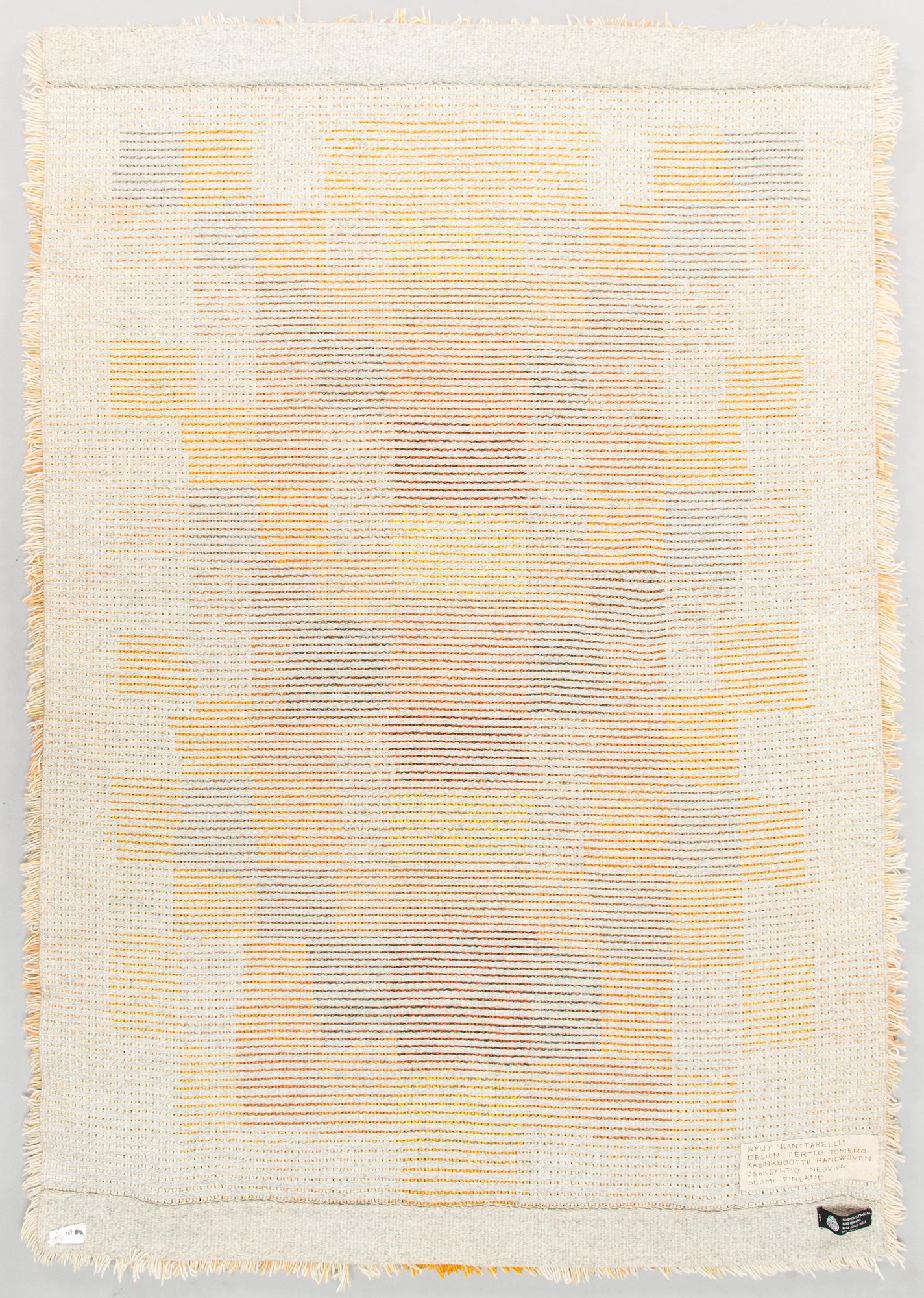 Terttu Tomero, rya, "Kantarelli", malli Neoviukselle. Noin 155 x 106 cm.