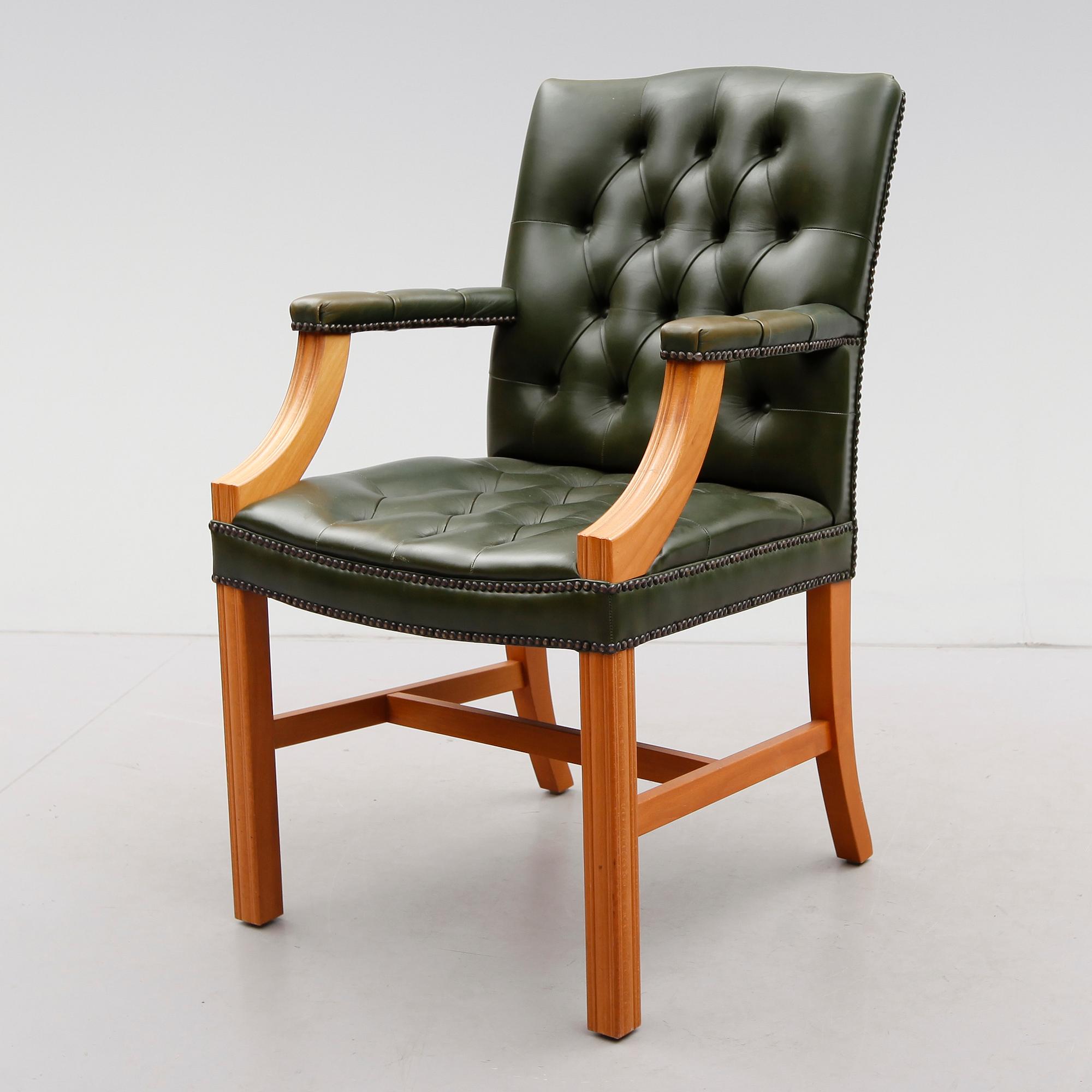 SKRIVBORDSSTOL, England, 1900-talets andra hälft.