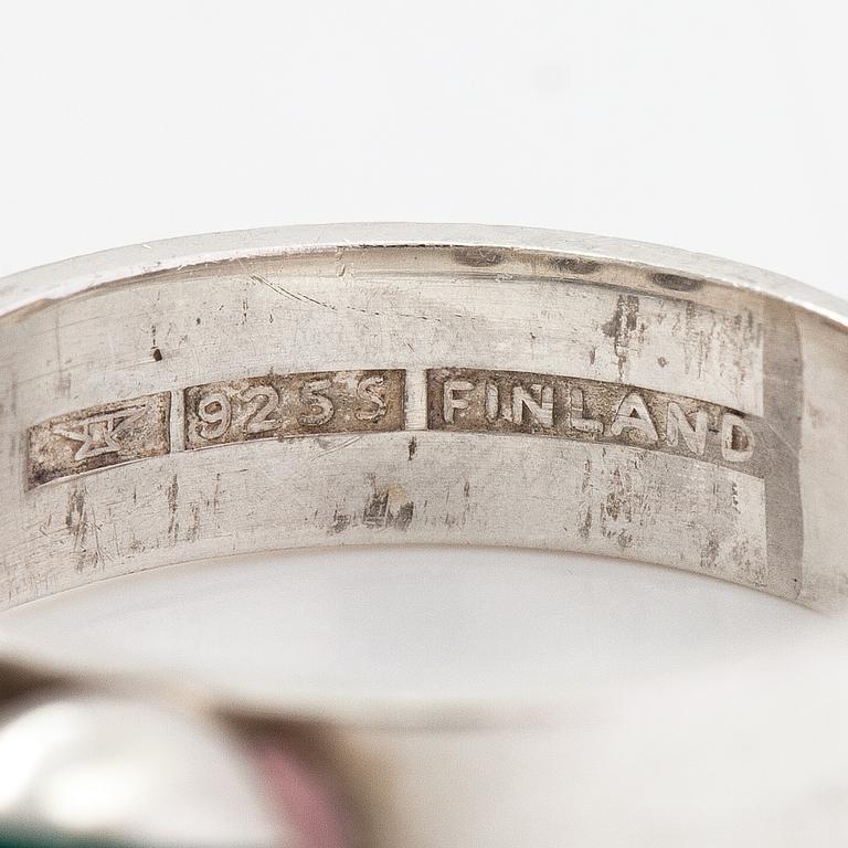 Elis Kauppi, A sterling silver and chalcedony ring. Kupittaan kulta, Turku.