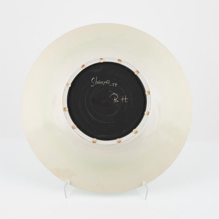 Per Hammarström, a stoneware dish, signed and dated 1987.