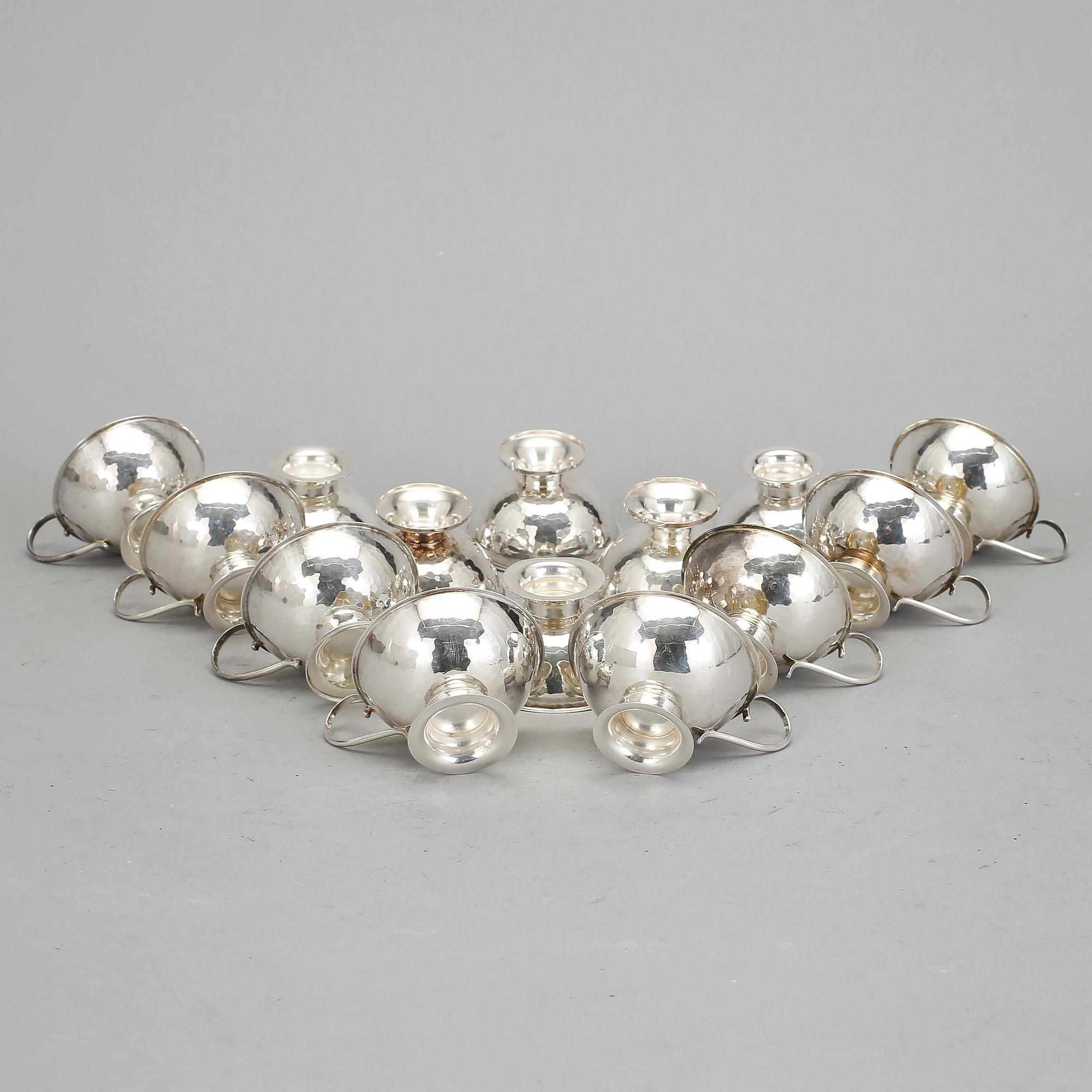 PUNSCHKOPPAR, 14 st. Silver, K & EC, Göteborg och GAB, Stockholm, bl a 1965. Vikt ca 489 gram.
