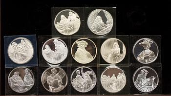 MEDALJER, ca 143 st, sterlingsilver, Franklin Mint, 1900-talets fjärde kvartal. Total vikt ca 6200 gram.