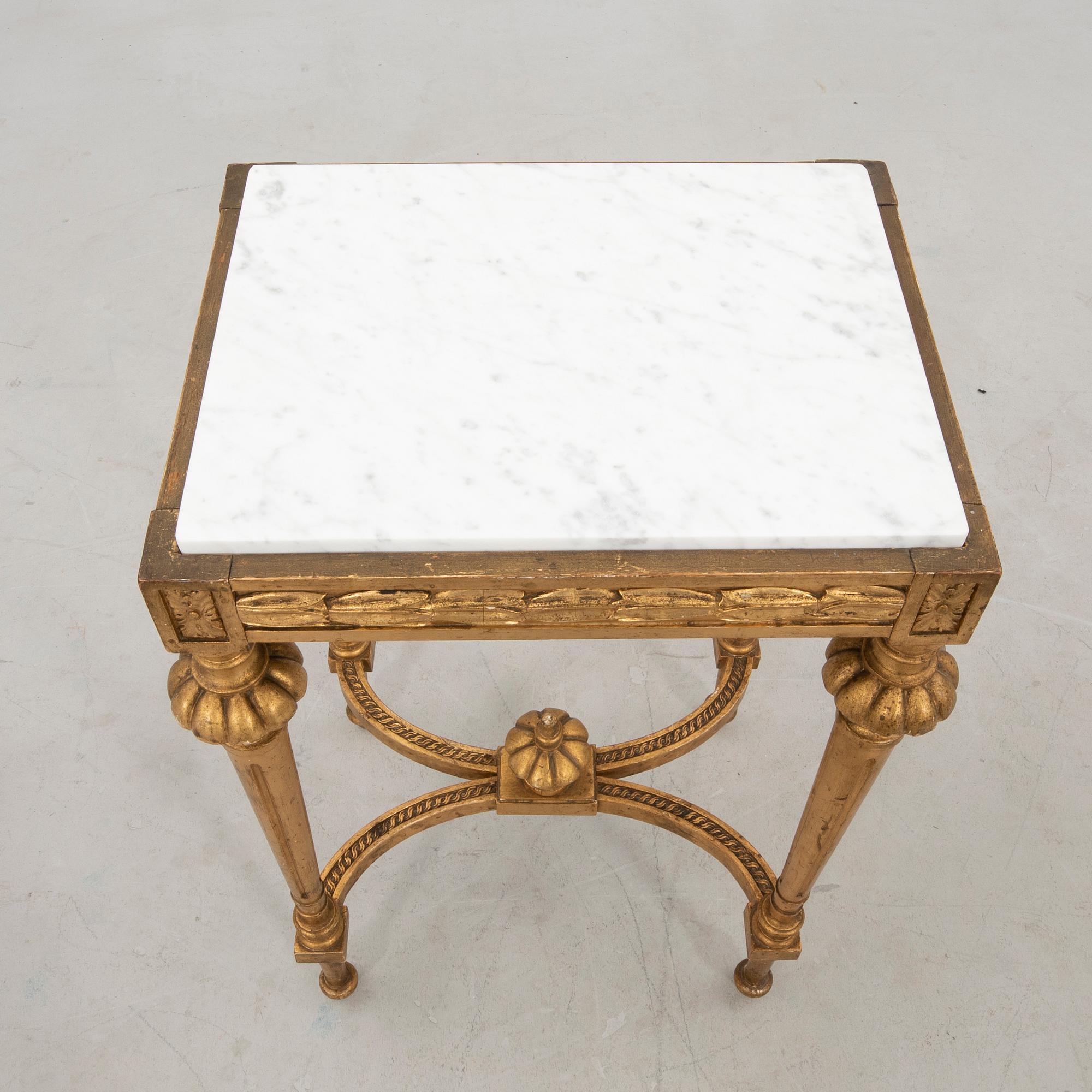 Bord Louis XVI-stil 1900-talets första hälft.