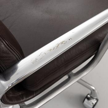 Charles & Ray Eames, kontorsstol, "Soft Pad Chair EA 219, high backrest", Herman Miller, 2000-tal.