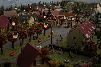 MÄRKLINBANA MED MÄRKLINTÅG. Bland annat tågset Märklin H0 28703. 1900-talets andra hälft.