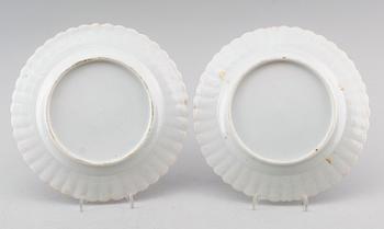 TALLRIKAR, 2 st, porslin, ostindiska, 1900-tal.