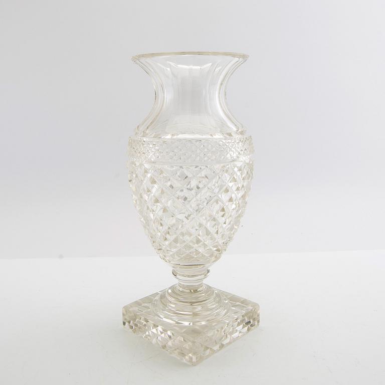 Vase, early 20th century cut glass.