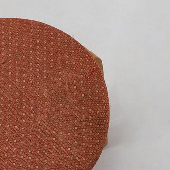 Alvar Aalto, tuolipari malli 69 ja jakkara malli 60, O.Y. Huonekalu- ja Rakennustyötehdas A.B. 1900-luvun puoliväli.