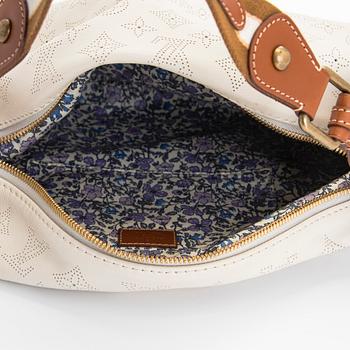 Louis Vuitton, väska, "Onatah GM".