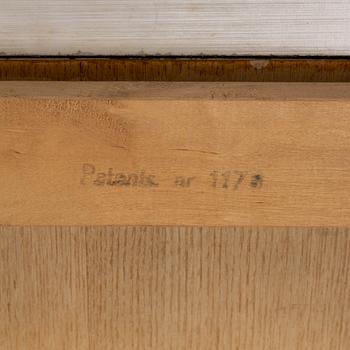 A teak veneered 'Expandette' coffee table, AB S Ljungqvists Möbelfabrik, Habo, 1950's.