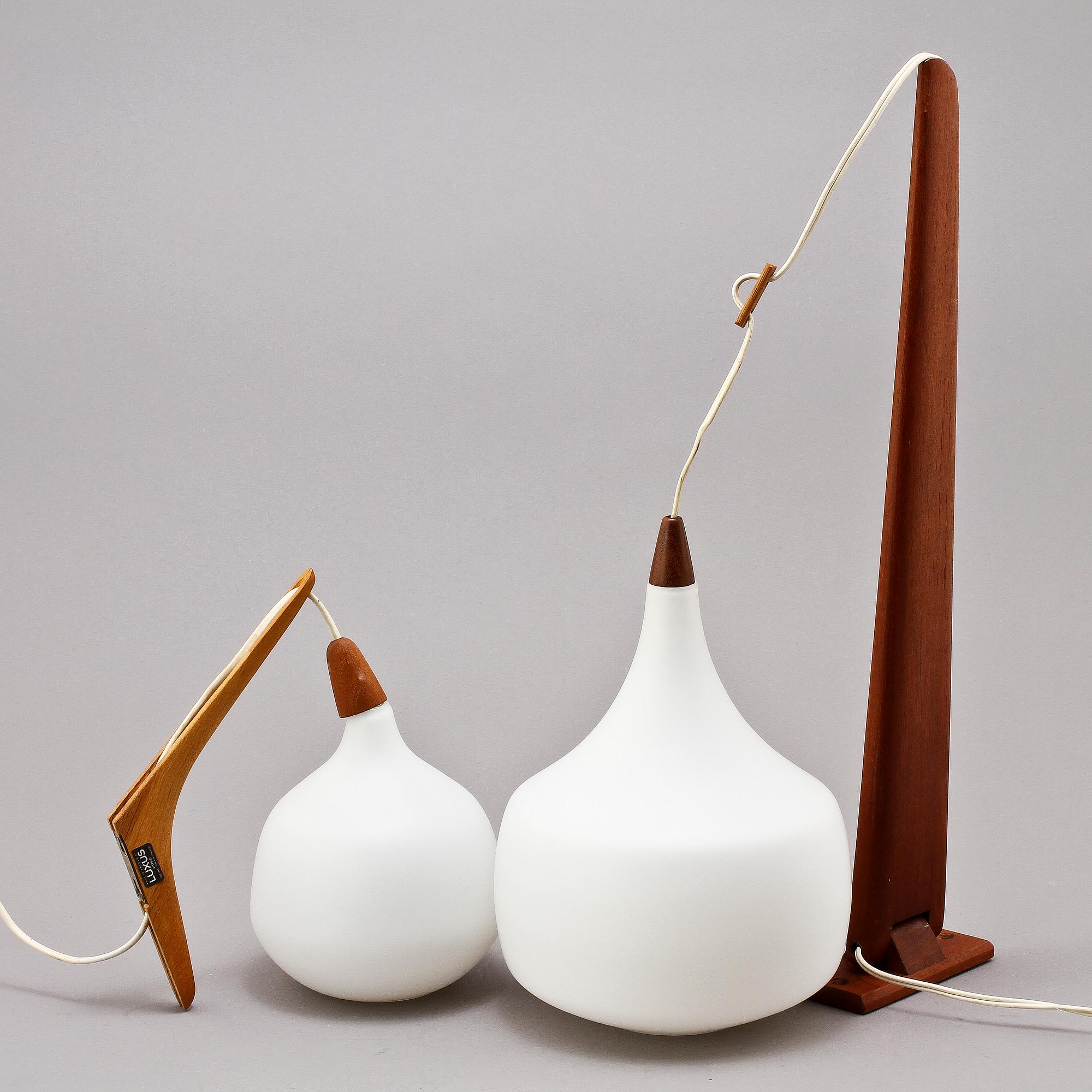 VÄGGLAMPOR, 2 st, Uno och Östen Kristiansson, Luxus, 1900-talets tredje kvartal.