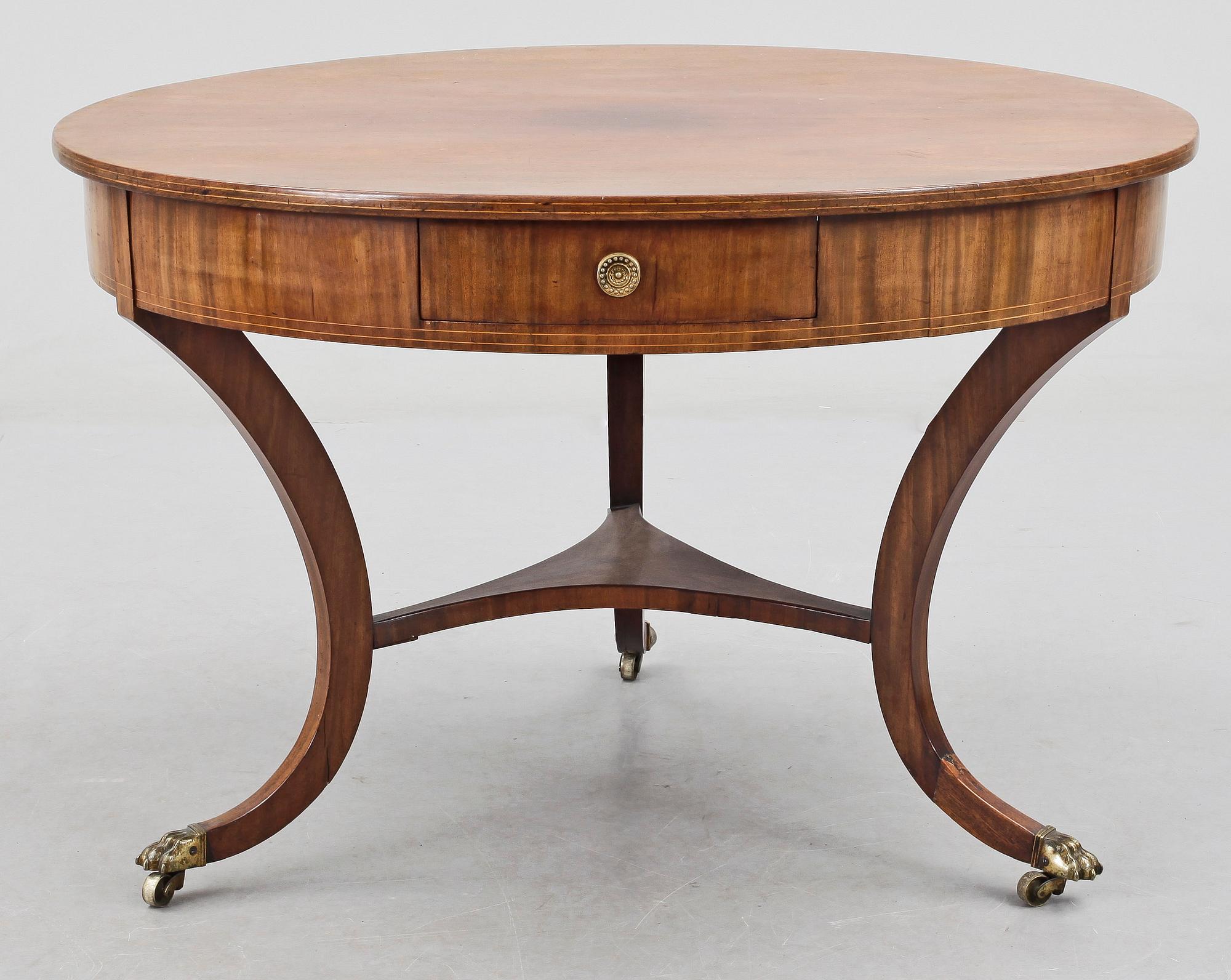 SALONGSBORD, empire, 1800-talets första hälft.