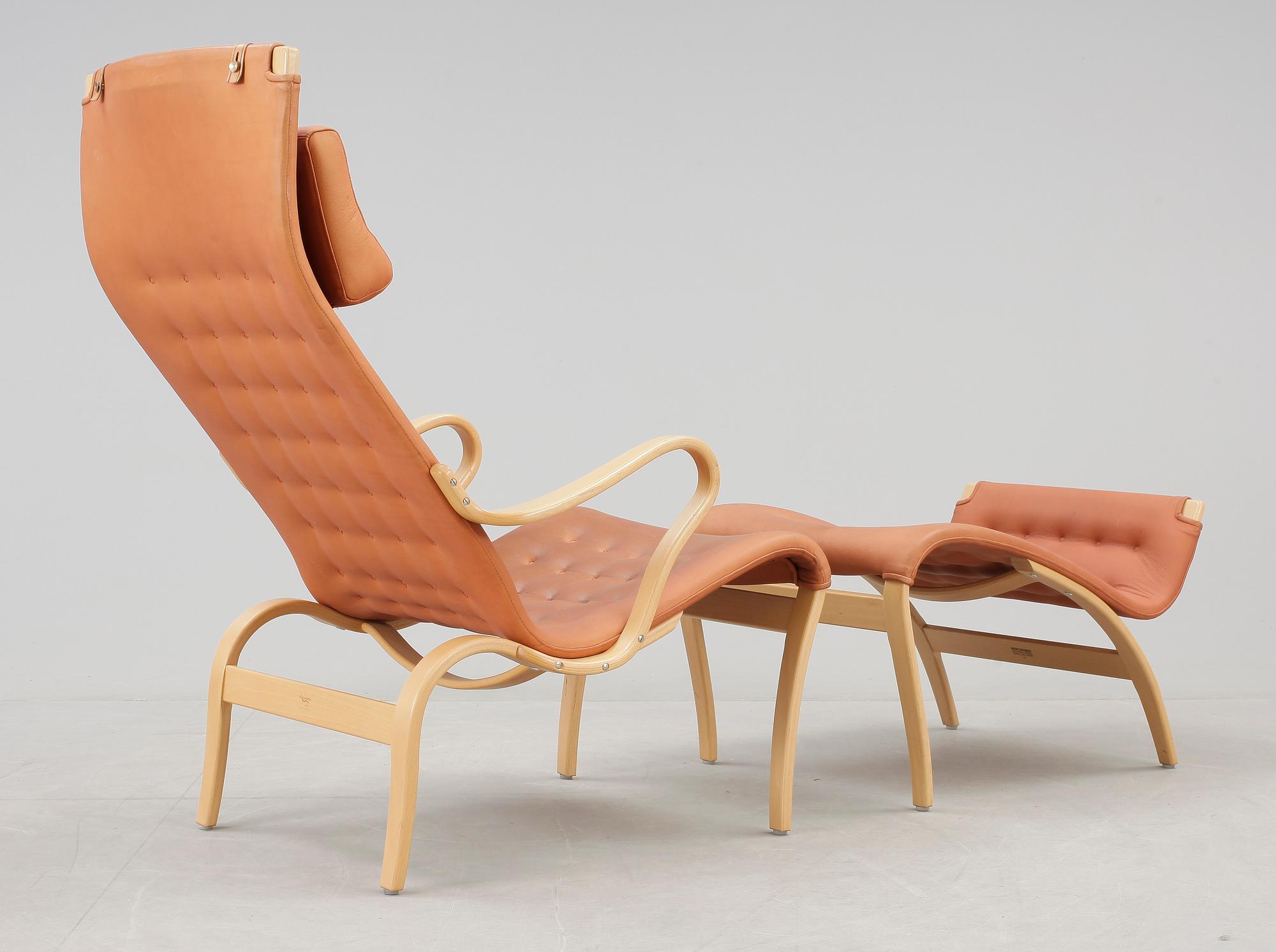 FÅTÖLJ med FOTPALL, "Pernilla", Bruno Mathsson, 2005.