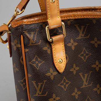 LOUIS VUITTON, an 'Estrela' monogram canvas handbag.