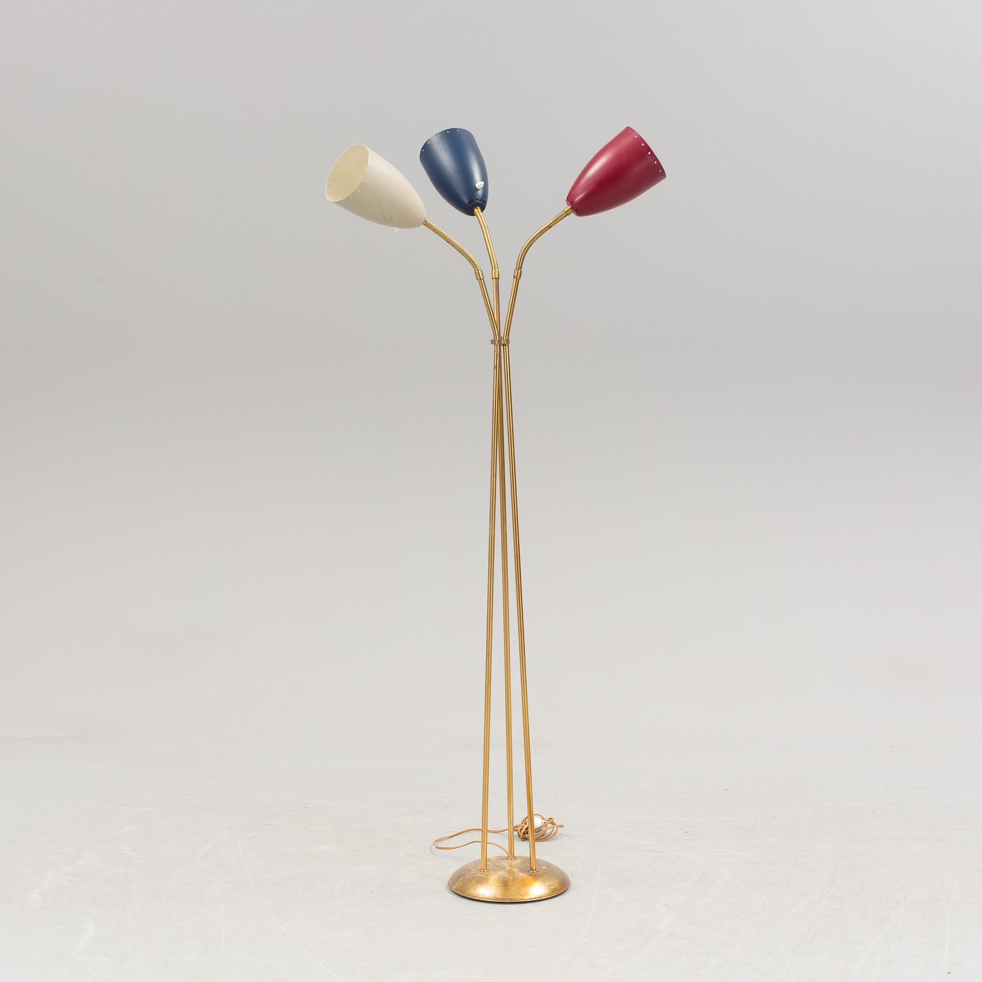 A 1950's standard light.