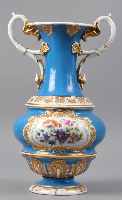 HÄNKELURNA, porslin, Meissen, 1800/1900-tal.