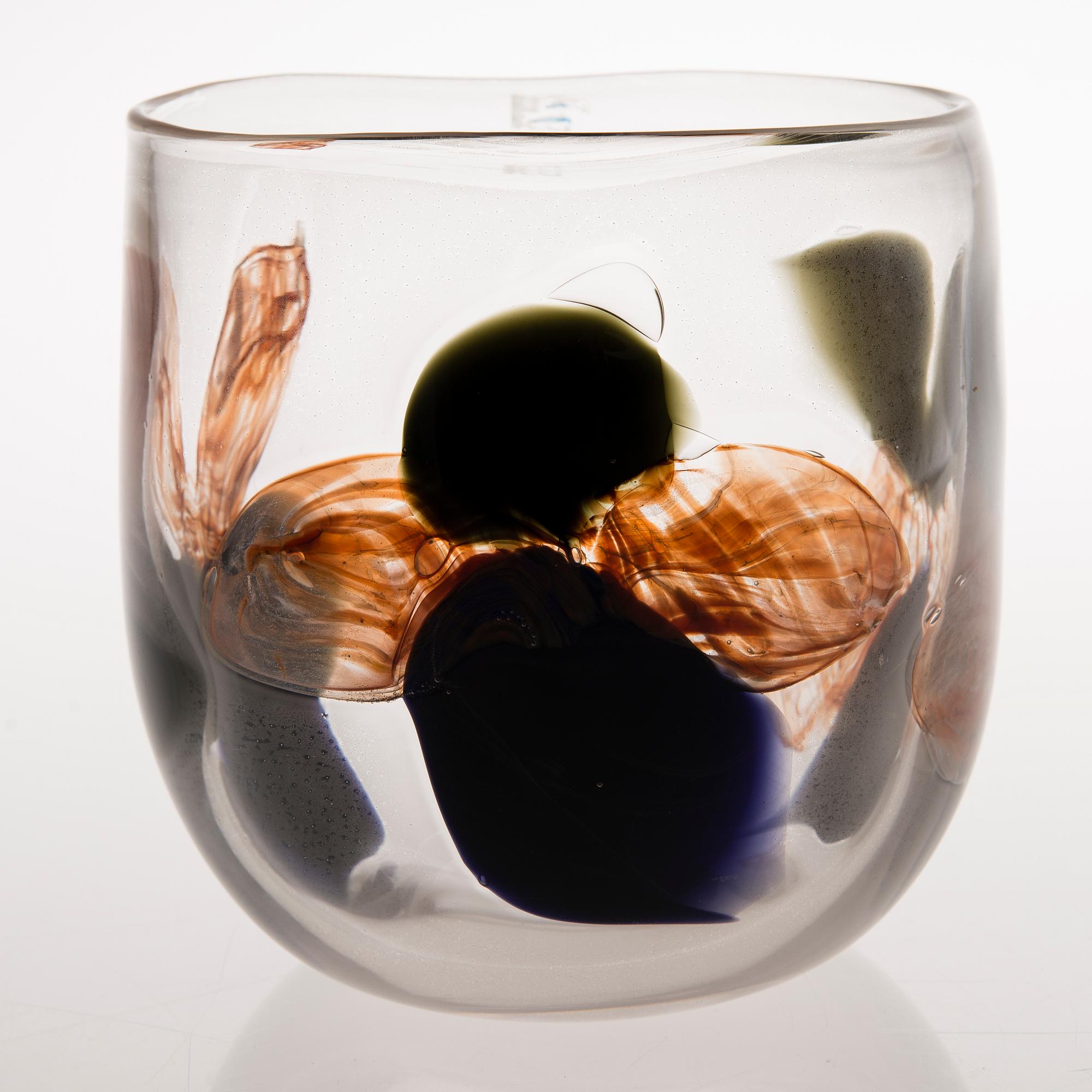 KERTTU NURMINEN, skål, signerad Kerttu Nurminen, Nuutajärvi Notsjö.