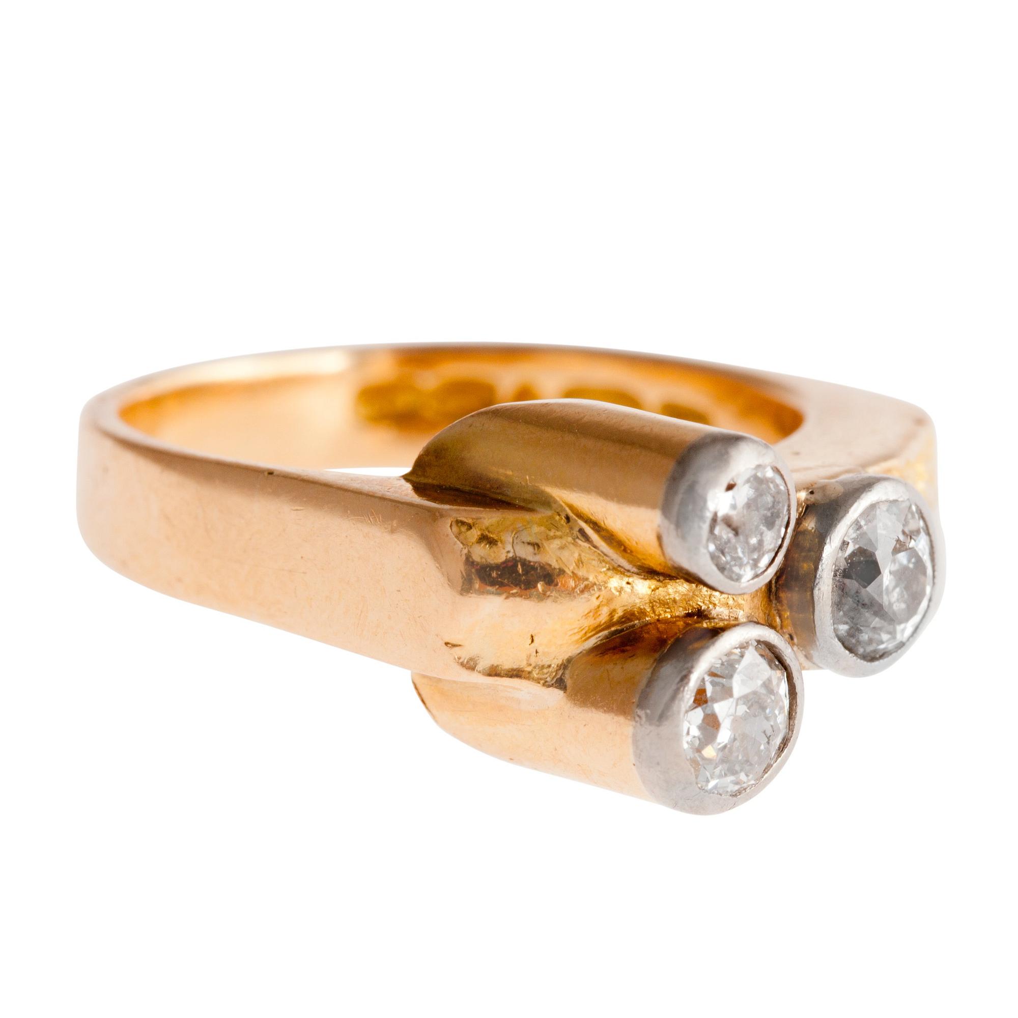 Björn Weckström, RING, 18K guld, antikslipade diamanter ca 0.85 ct, Kruunu Koru Helsingfors 1965.